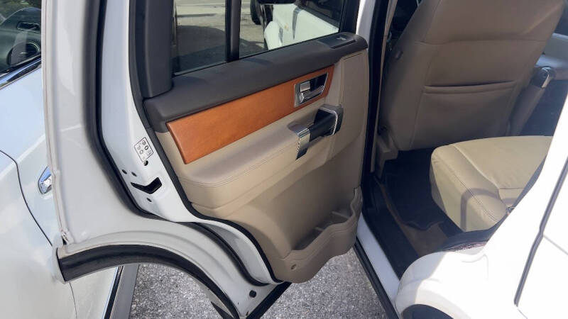 2012 Land Rover LR4 HSE LUX