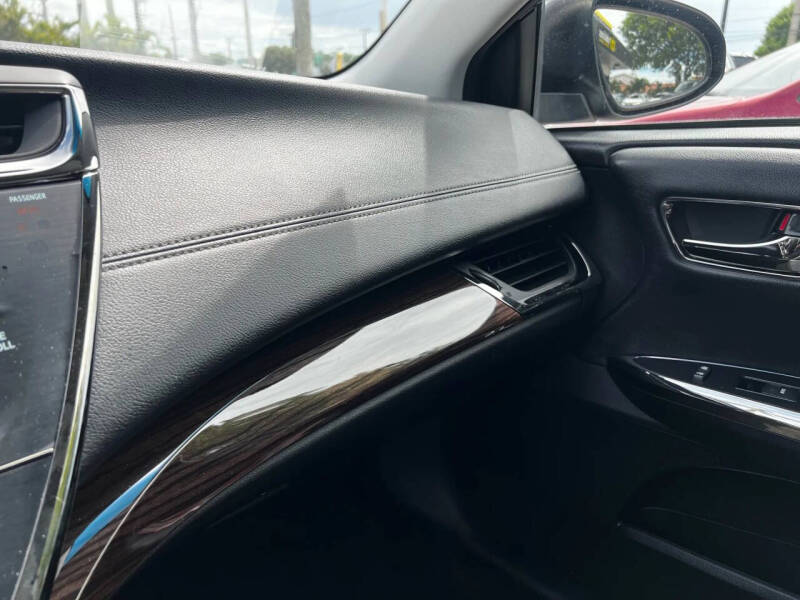2013 Toyota Avalon Limited