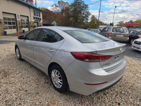 2018 Hyundai Elantra SE