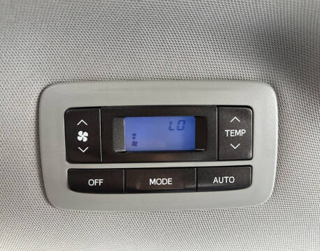 2015 Toyota Sienna LE Mobility 7-Passenger