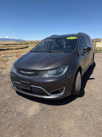 2017 Chrysler Pacifica Touring-L