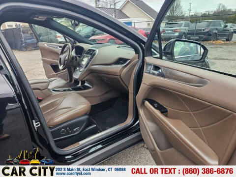 2017 Lincoln MKC Reserve