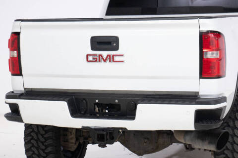 2016 GMC Sierra 2500HD Denali