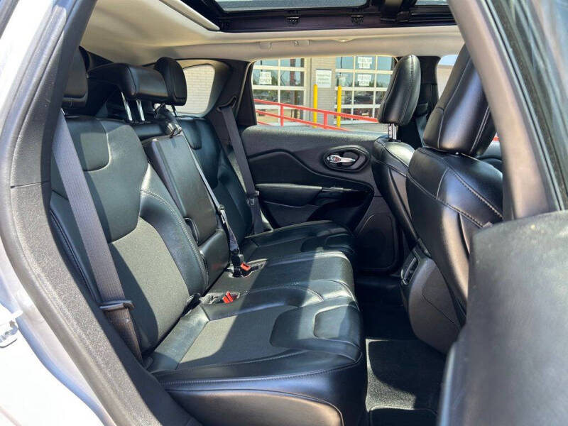2021 Jeep Cherokee Altitude
