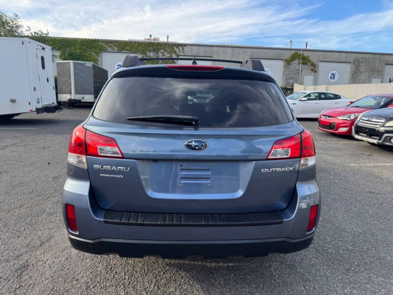 2013 Subaru Outback 2.5i Limited