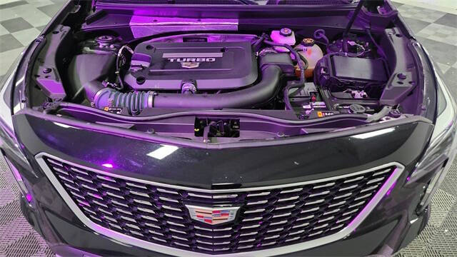 2023 Cadillac XT4 Premium Luxury