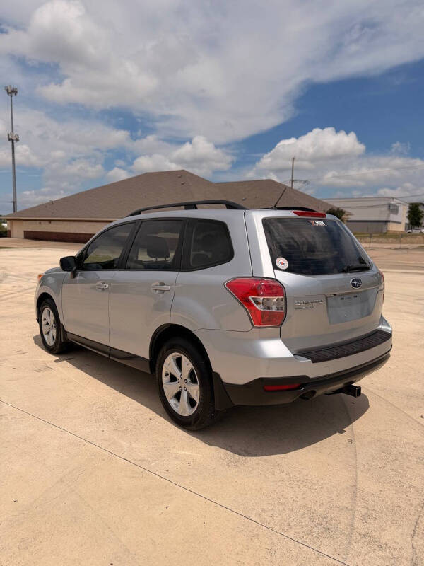 2015 Subaru Forester 2.5i