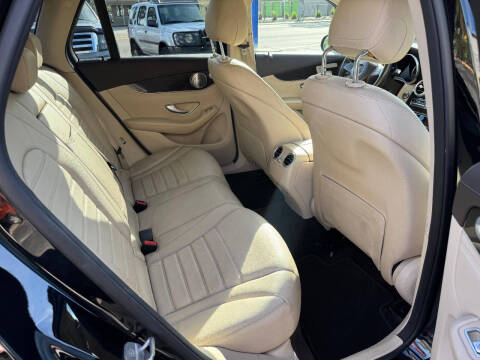 2017 Mercedes-Benz GLC GLC 300