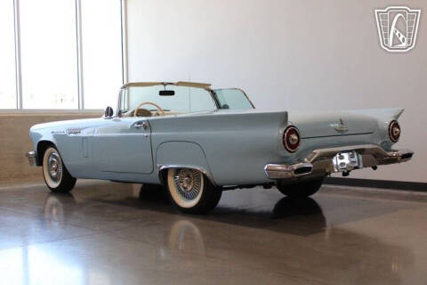 1957 Ford Thunderbird