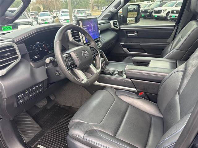 2023 Toyota Sequoia SR5