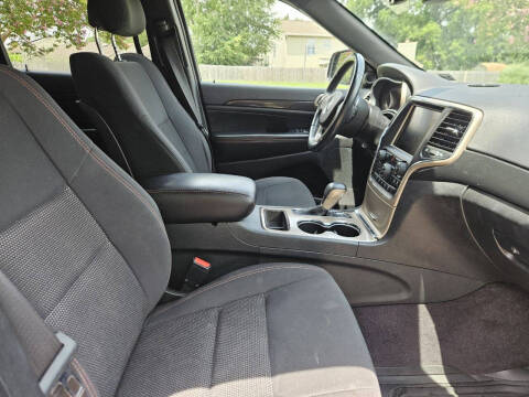 2016 Jeep Grand Cherokee Laredo