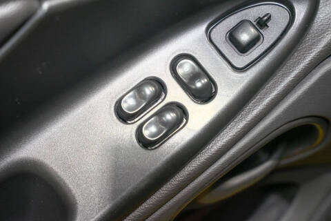 2004 Ford Mustang Mach 1 Premium