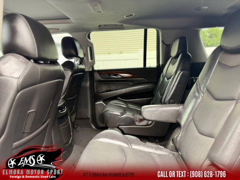 2018 Cadillac Escalade ESV Luxury