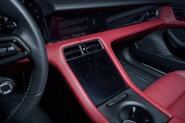 2021 Porsche Taycan Turbo