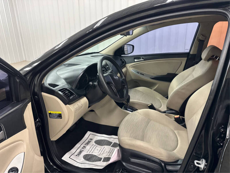 2016 Hyundai Accent SE