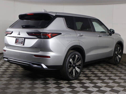 2026 Mitsubishi Outlander SE