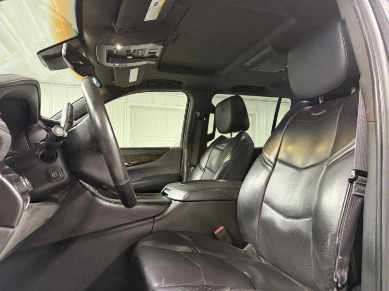 2016 Cadillac Escalade ESV Platinum