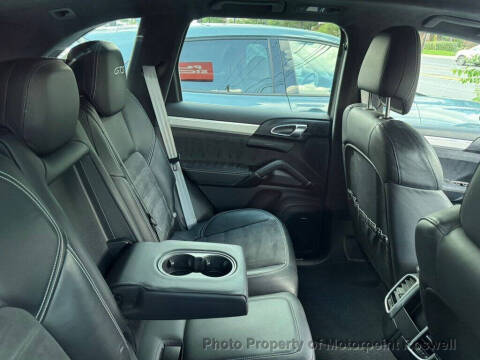 2016 Porsche Cayenne GTS