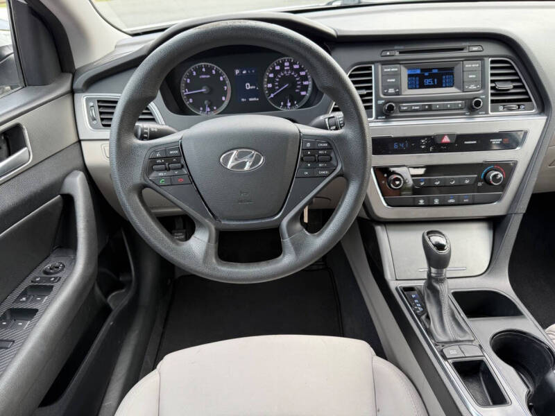 2015 Hyundai Sonata SE