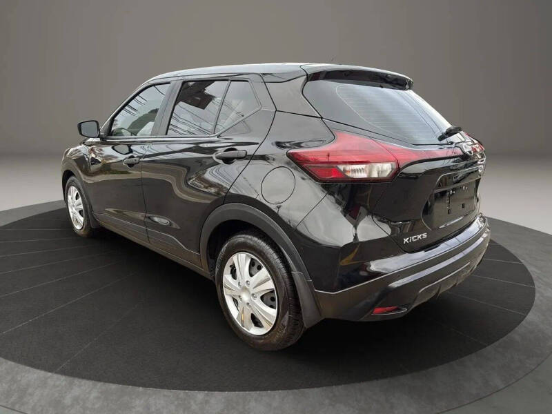 2023 Nissan Kicks S