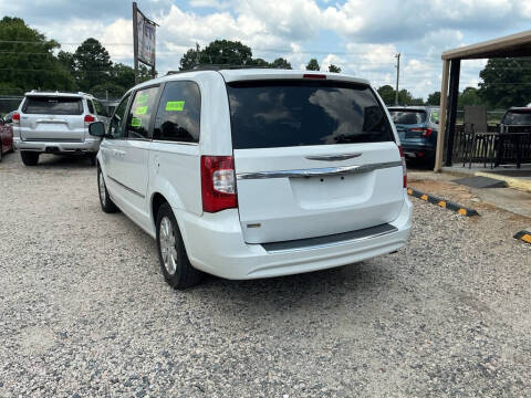 2016 Chrysler Town and Country Touring