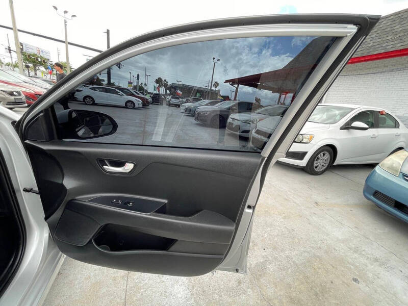 2019 Kia Rio S