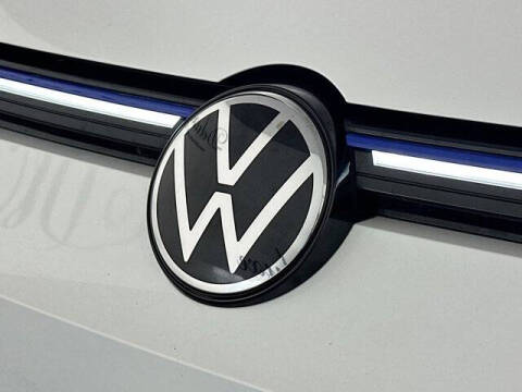 2023 Volkswagen Golf R 4Motion