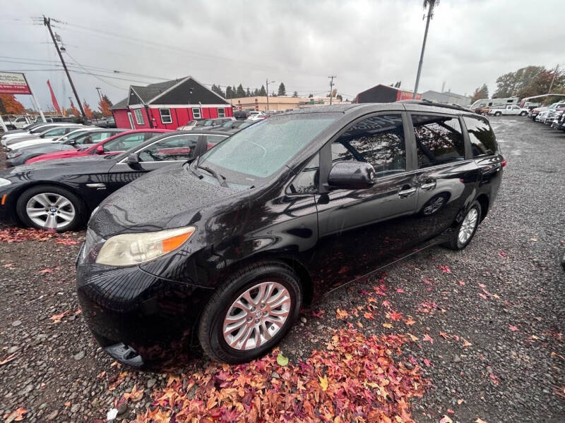 2011 Toyota Sienna Limited 7-Passenger