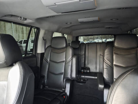 2017 Cadillac Escalade ESV Premium Luxury