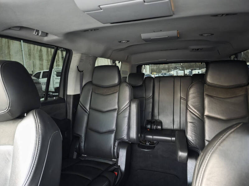 2017 Cadillac Escalade ESV Premium Luxury