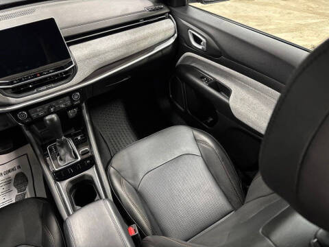 2023 Jeep Compass Latitude Lux
