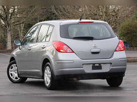 2012 Nissan Versa 1.8 S