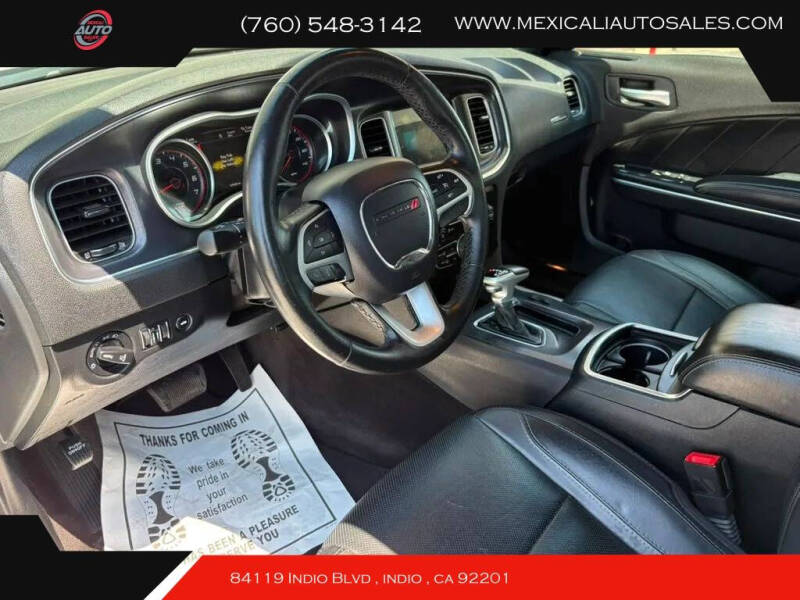 2017 Dodge Charger SXT
