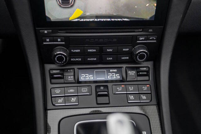 2018 Porsche 911 25