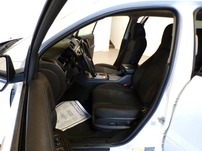 2016 GMC Acadia SLE-2