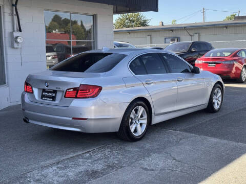 2011 BMW 5 Series 528i