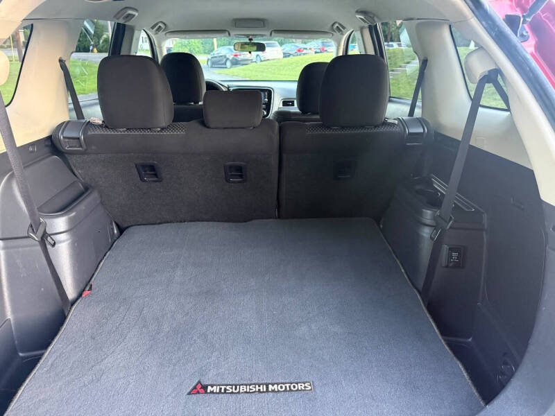 2018 Mitsubishi Outlander ES