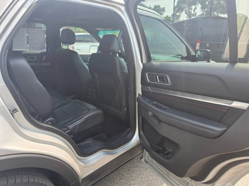 2016 Ford Explorer Sport