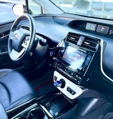 2017 Toyota Prius Four Touring