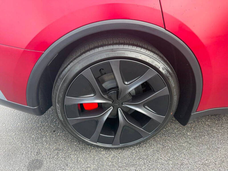 2026 Tesla Model Y Performance