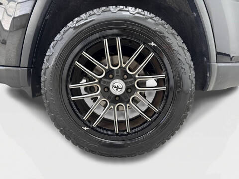 2018 Jeep Grand Cherokee Laredo E