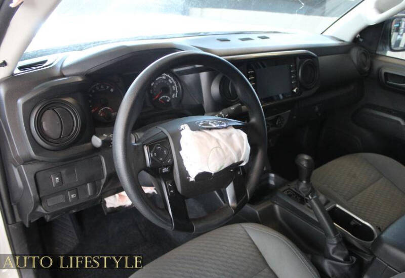 2023 Toyota Tacoma SR