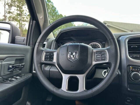 2024 RAM 1500 Classic SLT