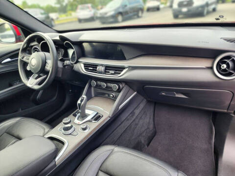 2022 Alfa Romeo Stelvio Ti