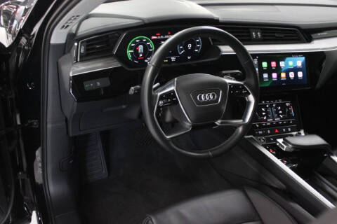 2024 Audi Q8 e-tron quattro Premium