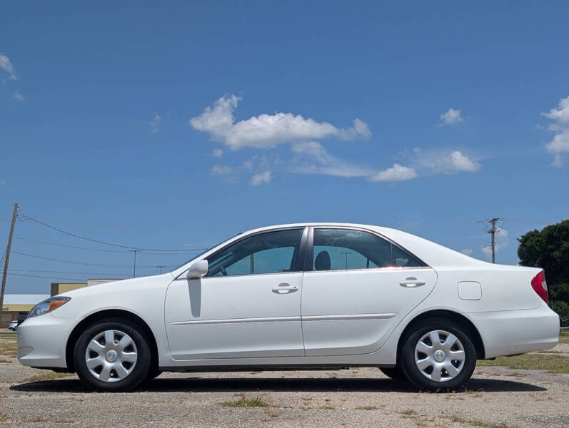 2004 Toyota Camry LE