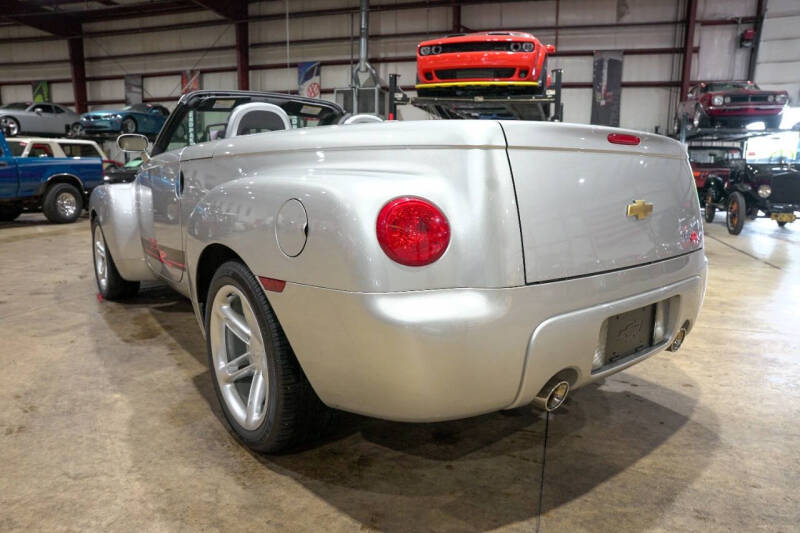 2004 Chevrolet SSR LS