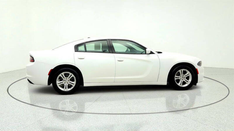 2017 Dodge Charger SE
