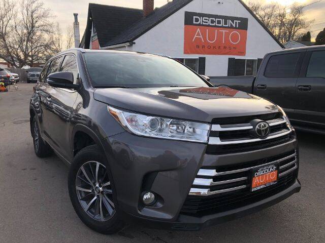 2017 Toyota Highlander for sale at Discount Auto Brokers Inc. in Lehi UT