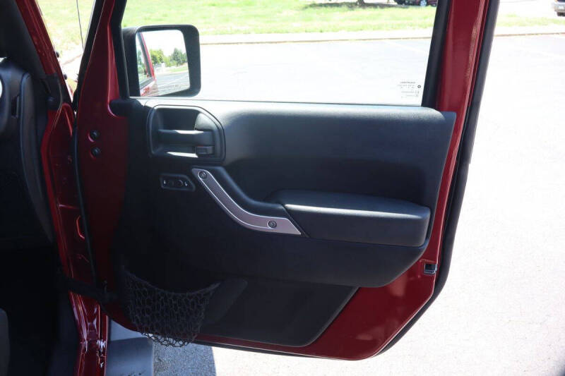 2011 Jeep Wrangler Sahara